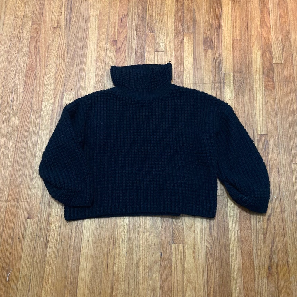 Cozy cropped sweater